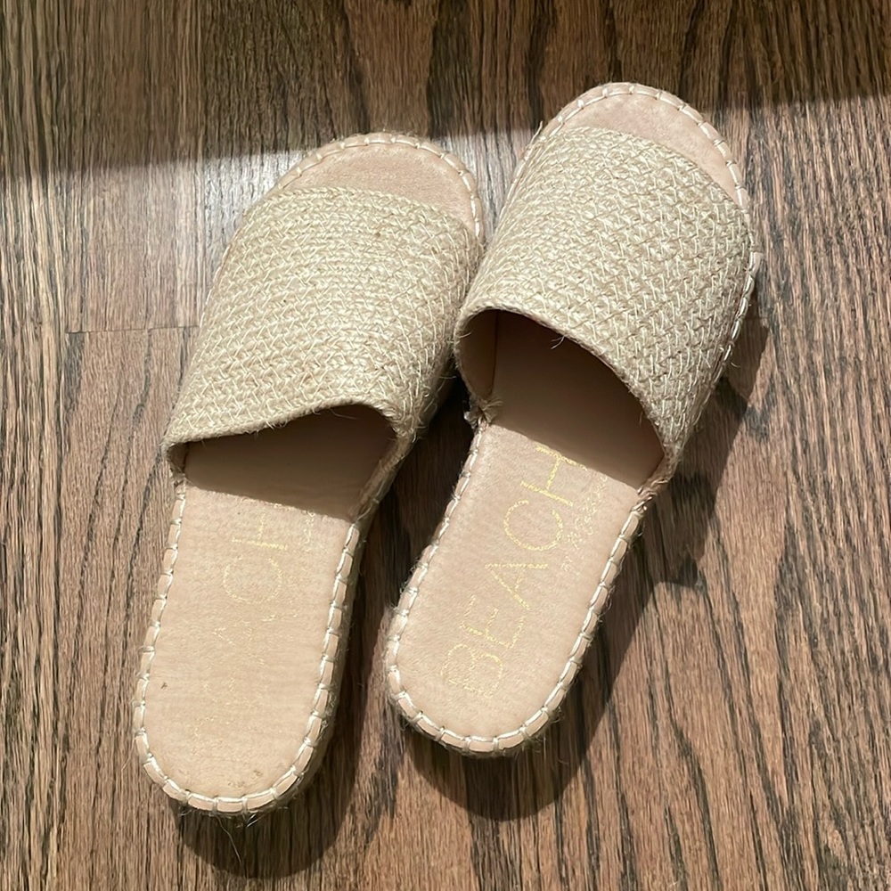 Beach By Matisse platform sandals